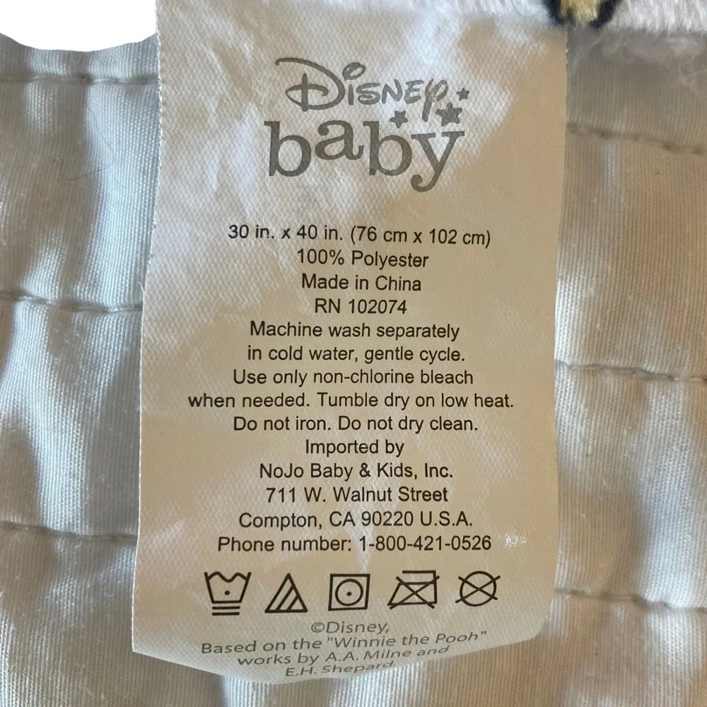 Disney Baby Winnie the‎ Pooh Christmas Blanket Holiday Plush Throw 30x40